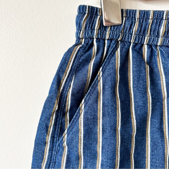 Aritzia Wilfred Free Vertical Striped Shorts Drawstring High Waist Blue Size XS - Picture 3 of 7